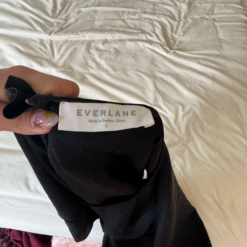 Everlane Top Black Shortsleeve With Zipper Down Back